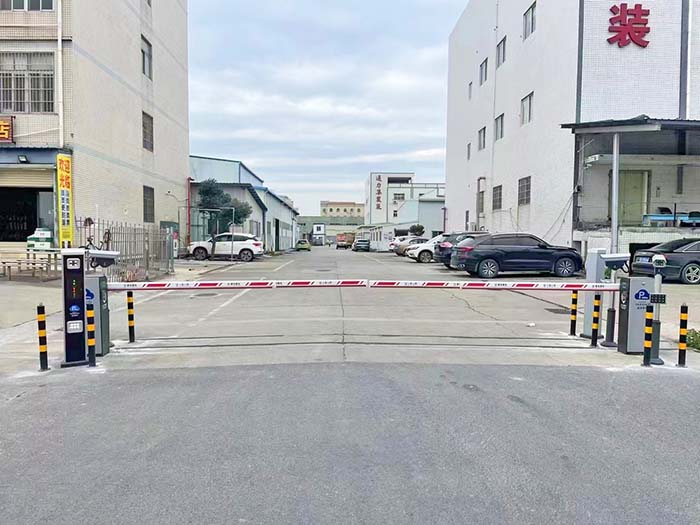 工業(yè)園車牌識別系統(tǒng)